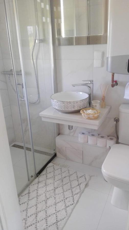 Domek Z Widokiem Sanok Exteriör bild