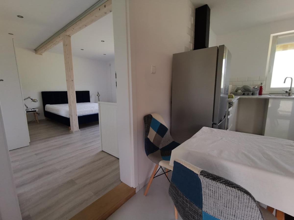Domek Z Widokiem Sanok Exteriör bild